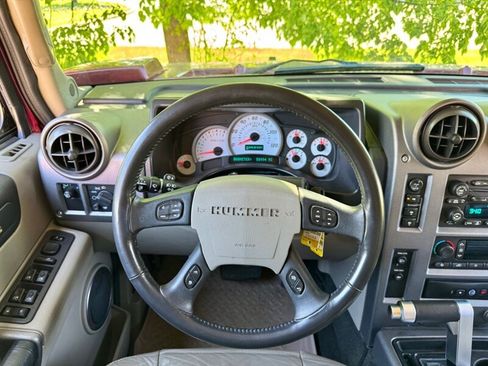 Used 2003 HUMMER H2 w/ Preferred Equipment Group AWD/4WD image 14