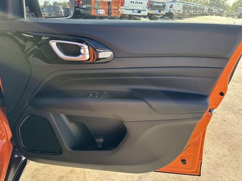 New 2026 Jeep Compass Latitude image 25