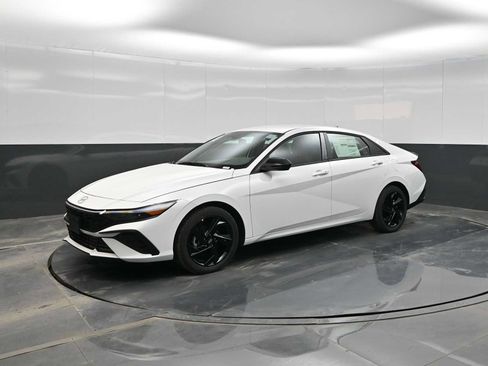 New 2026 Hyundai Elantra Sport image 1