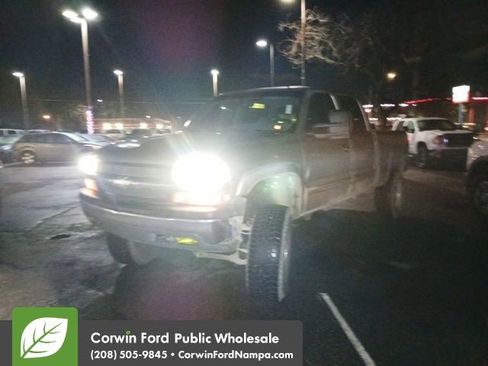 Used 2001 Chevrolet Silverado 1500 LT w/ Off-Road Skid Plate Pkg image 7