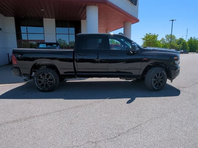 New 2026 RAM 3500 Big Horn AWD/4WD image 38