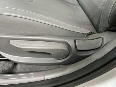 Used 2023 Hyundai Elantra SEL w/ Cargo Package FWD image 10