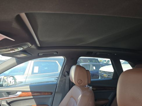 Used 2020 Audi Q5 2.0T Premium w/ Convenience Package image 19