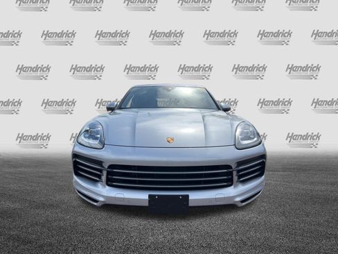 Used 2023 Porsche Cayenne AWD/4WD image 3