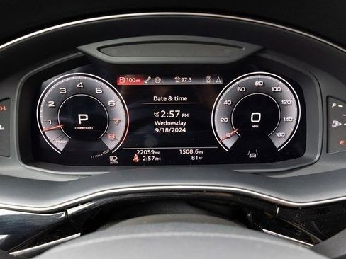 Used 2024 Audi Q7 3.0T Premium Plus image 3