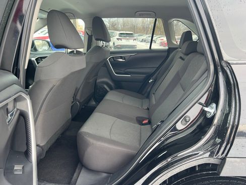 Used 2024 Toyota RAV4 XLE image 17