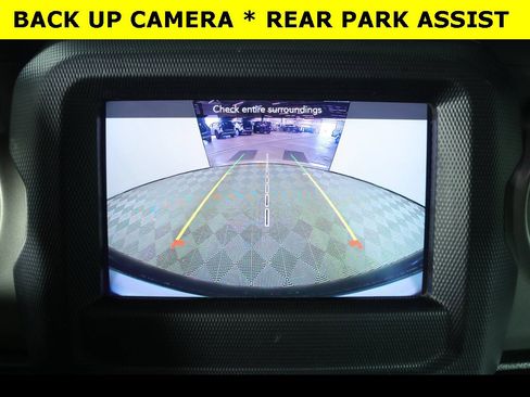 Used 2021 Jeep Wrangler Sport S image 9