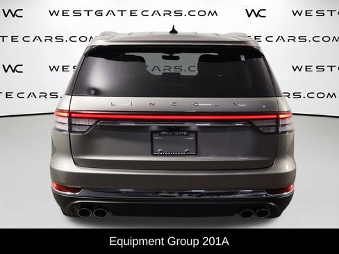 Used 2023 Lincoln Aviator Reserve w/ Equipment Group 201A AWD/4WD image 4