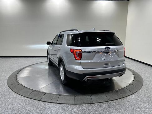 Certified 2017 Ford Explorer XLT w/ Equipment Group 202A AWD/4WD image 9