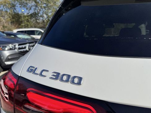 Certified 2025 Mercedes-Benz GLC 300 4MATIC image 22