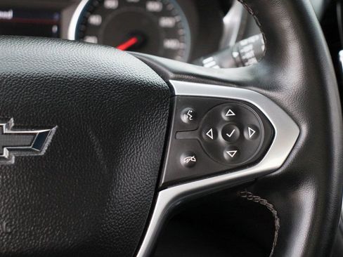 Used 2023 Chevrolet Traverse RS image 28