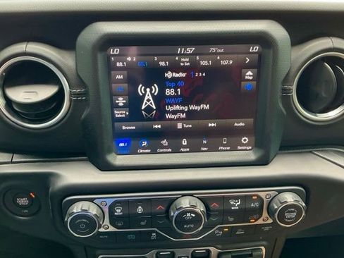 Used 2022 Jeep Wrangler Unlimited Rubicon 4xe w/ Cold Weather Group AWD/4WD image 34