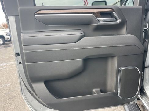 Used 2025 Chevrolet Silverado 2500 LT w/ Safety Package image 12