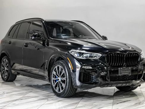 Used 2020 BMW X5 M50i AWD/4WD image 10