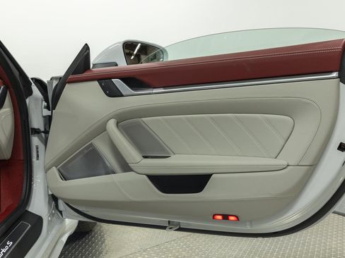 Used 2022 Porsche 911 Turbo S image 62