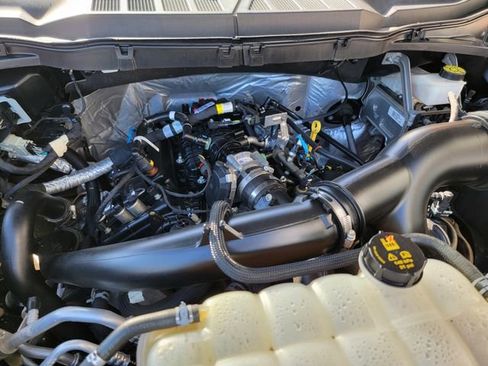 Used 2021 Ford F150 XLT image 35