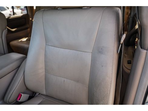 Used 2001 Toyota Land Cruiser AWD/4WD image 24