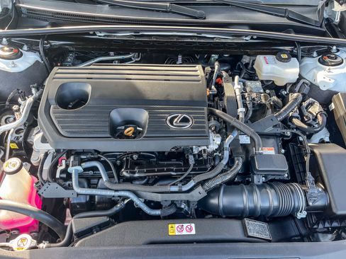 Certified 2025 Lexus ES 300h w/ Premium Package image 27