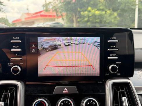 Certified 2023 Kia Sorento LX FWD image 17