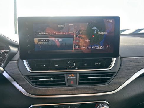 Used 2021 Nissan Frontier SV image 16