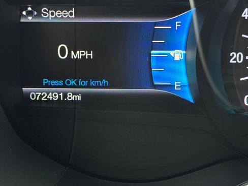 Used 2017 Ford Fusion SE w/ Equipment Group 201A image 20