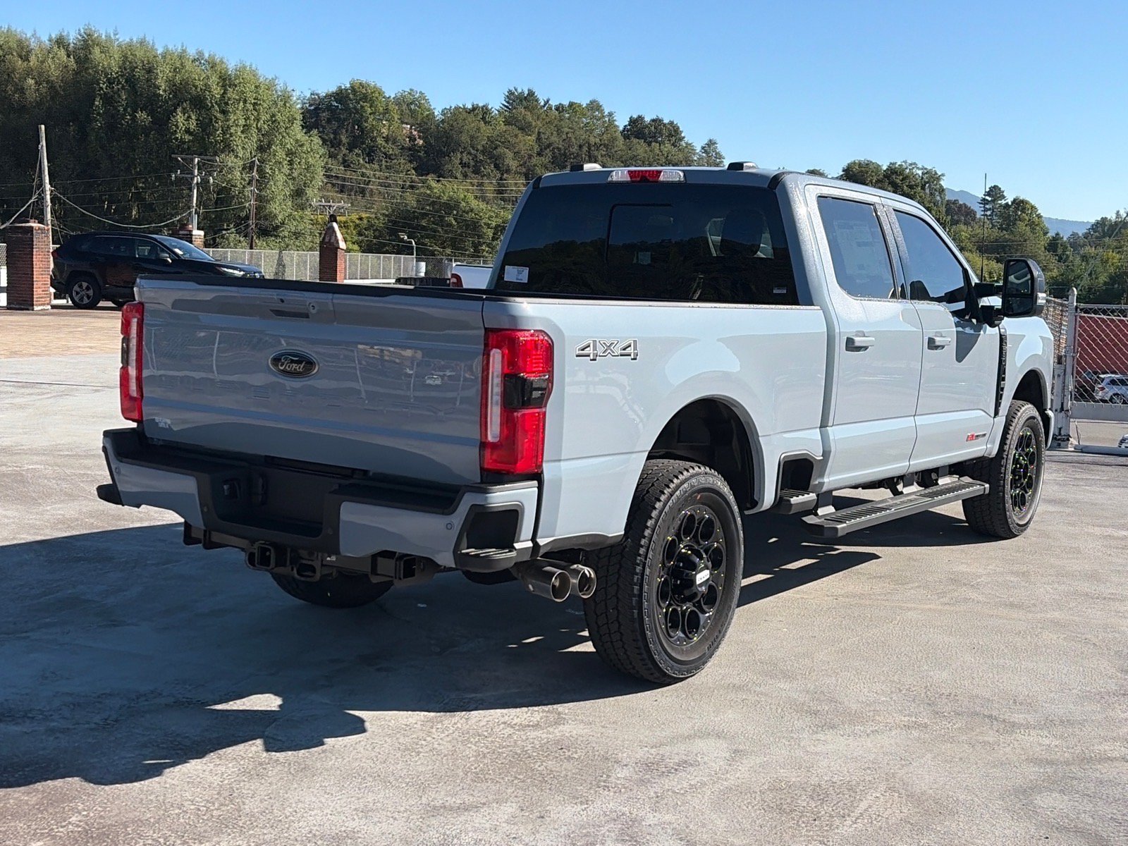 New 2026 Ford F250 Lariat w/ Black Appearance Package AWD/4WD image 3