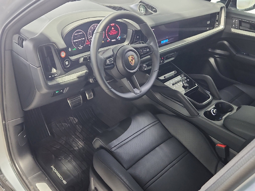 New 2026 Porsche Cayenne S AWD/4WD image 4