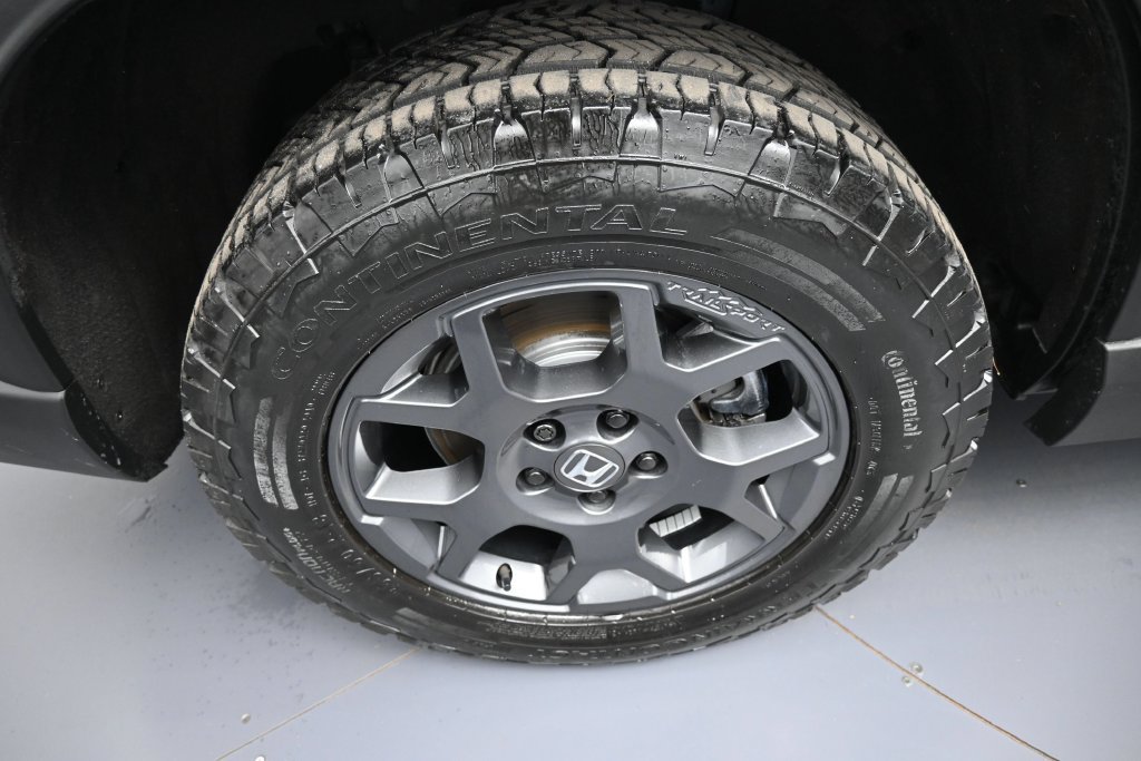 Certified 2024 Honda Pilot TrailSport image 14