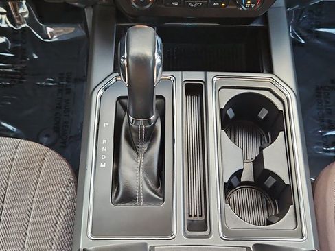 Used 2020 Ford F150 XLT w/ Equipment Group 302A Luxury AWD/4WD image 12