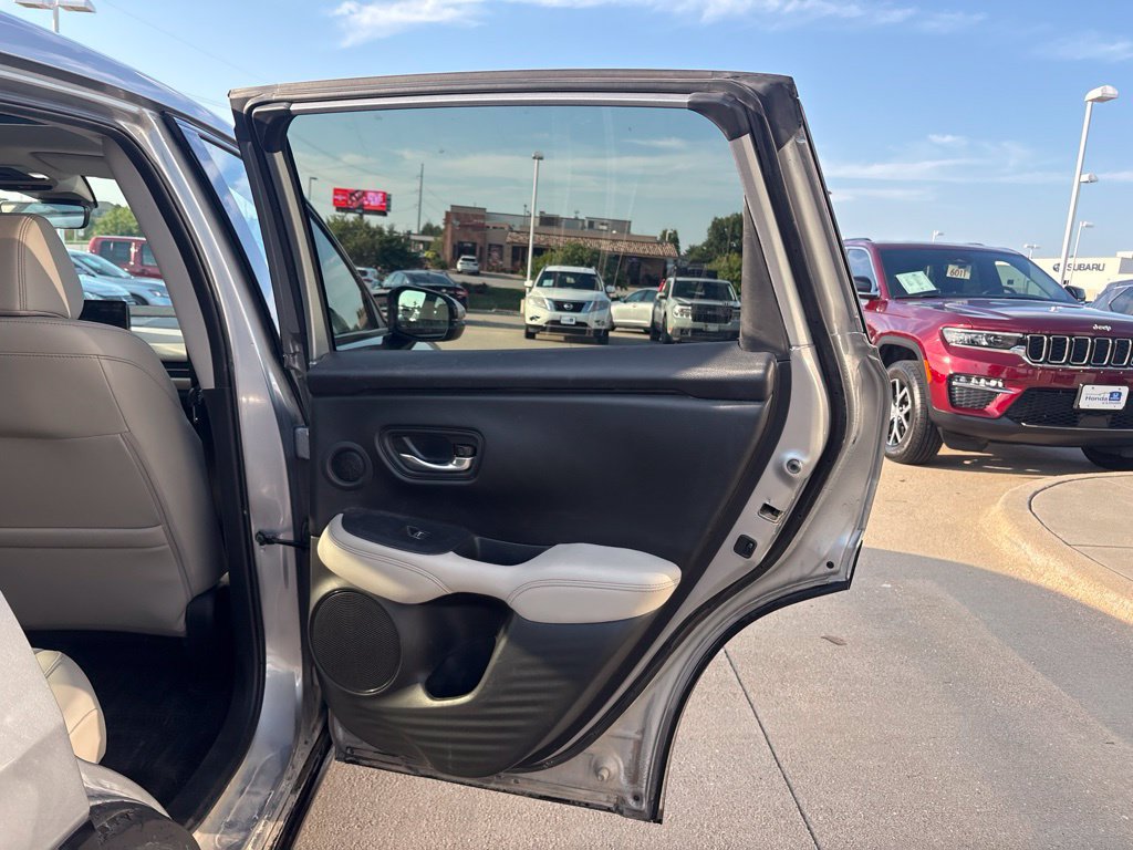 Certified 2025 Honda HR-V EX-L image 28