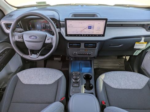 New 2025 Ford Maverick XLT w/ XLT Luxury Package image 18