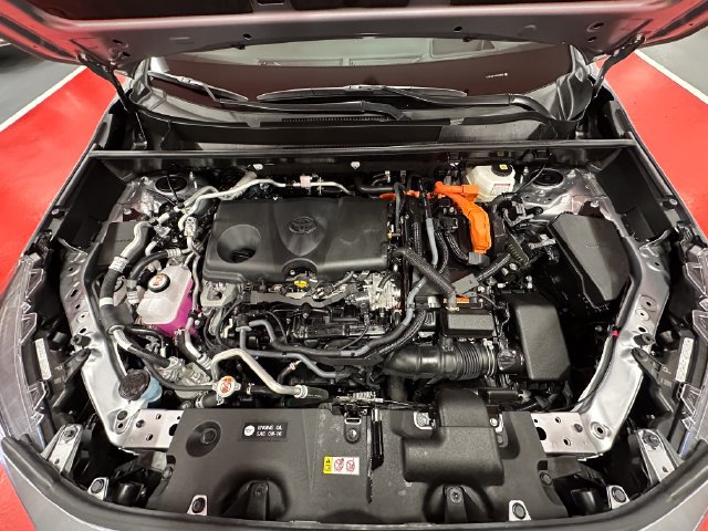 Certified 2025 Toyota RAV4 XSE w/ Premium Package AWD/4WD image 25