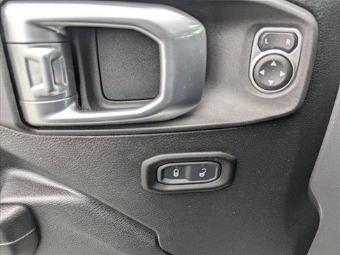Used 2020 Jeep Wrangler Unlimited Sport S AWD/4WD image 10