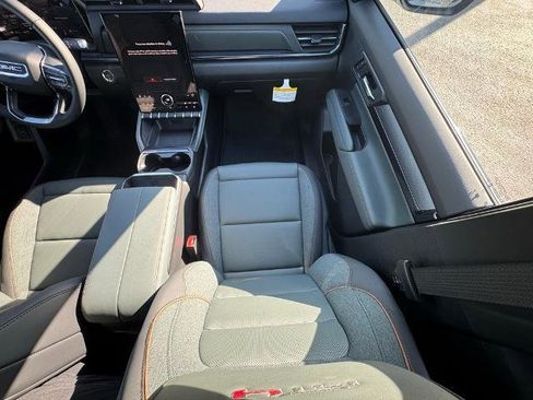 New 2026 GMC Terrain AT4 w/ Technology Package II image 43