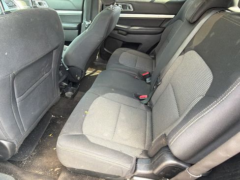 Used 2016 Ford Explorer XLT FWD image 23