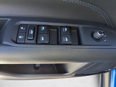 New 2026 Jeep Compass Latitude image 10