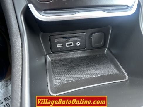 Used 2021 GMC Terrain SLT w/ Elevation Edition AWD/4WD image 22