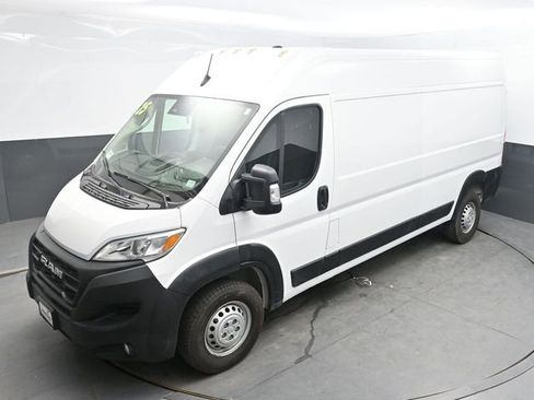 Used 2025 RAM ProMaster 2500 w/ Convenience Group FWD image 26