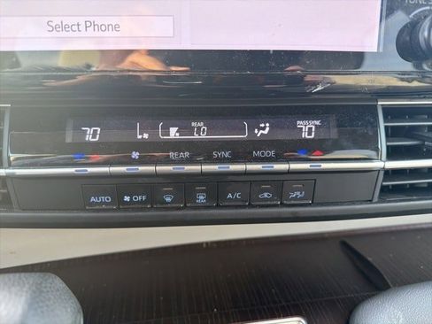 Certified 2022 Toyota Sienna LE image 13