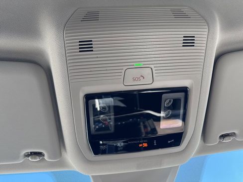 New 2026 Volkswagen Atlas SE image 30