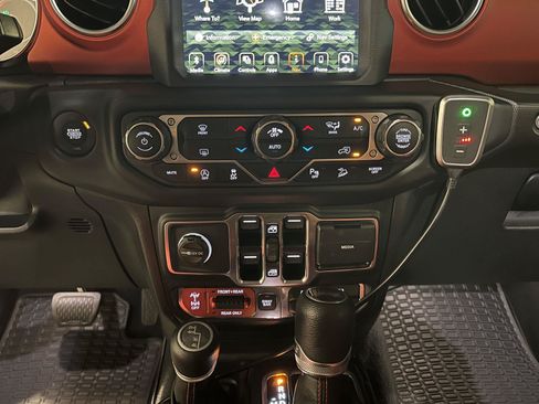 Used 2020 Jeep Wrangler Unlimited Rubicon AWD/4WD image 20