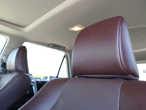 Used 2018 Toyota 4Runner Limited image 15