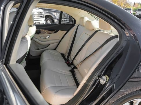 Used 2018 Mercedes-Benz C 300 Sedan image 45