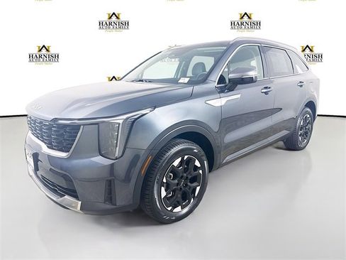 Certified 2024 Kia Sorento S image 3
