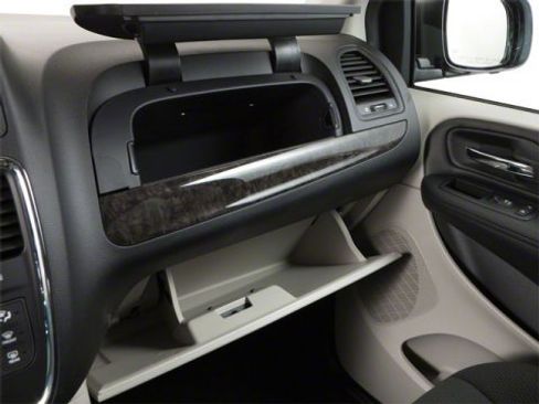 Used 2012 Dodge Grand Caravan Crew image 18