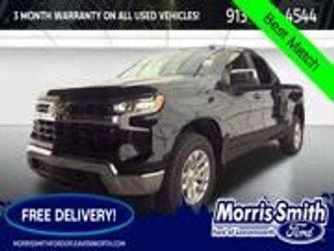 Used 2023 Chevrolet Silverado 1500 LT AWD/4WD image 1