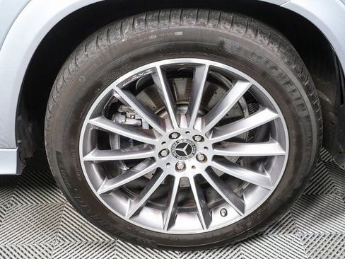 Used 2024 Mercedes-Benz GLE 450 4MATIC image 39