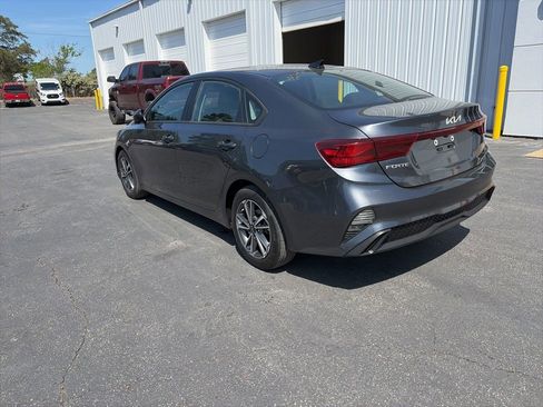 Used 2023 Kia Forte LXS image 5