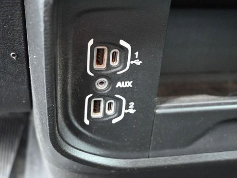 Used 2023 RAM 2500 Laramie AWD/4WD image 22