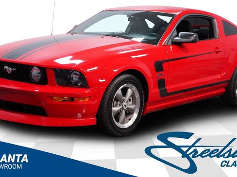Used 2005 Ford Mustang GT RWD image 1